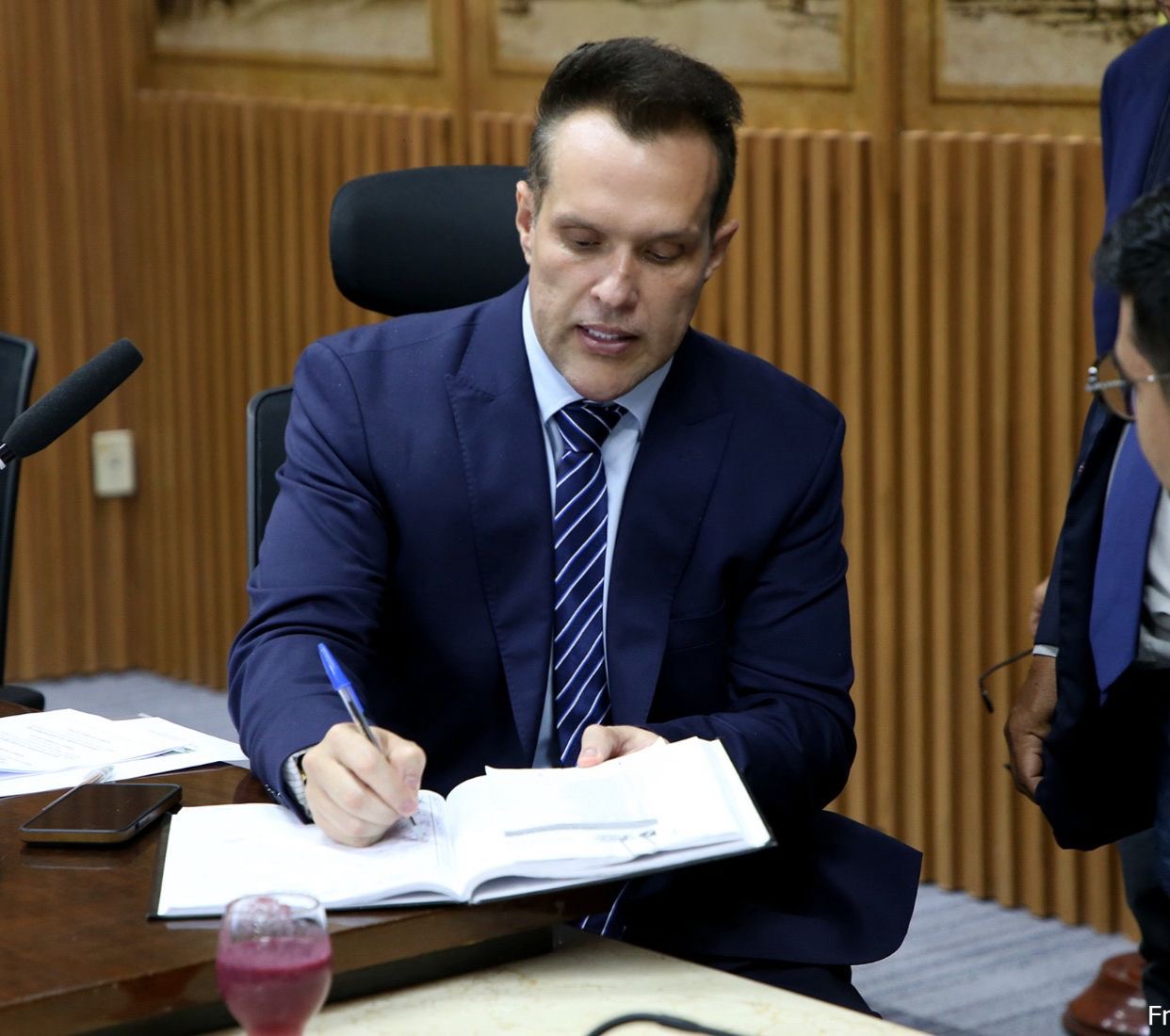 Câmara Municipal de Natal nomeia 12 Candidatos aprovados no Concurso Público