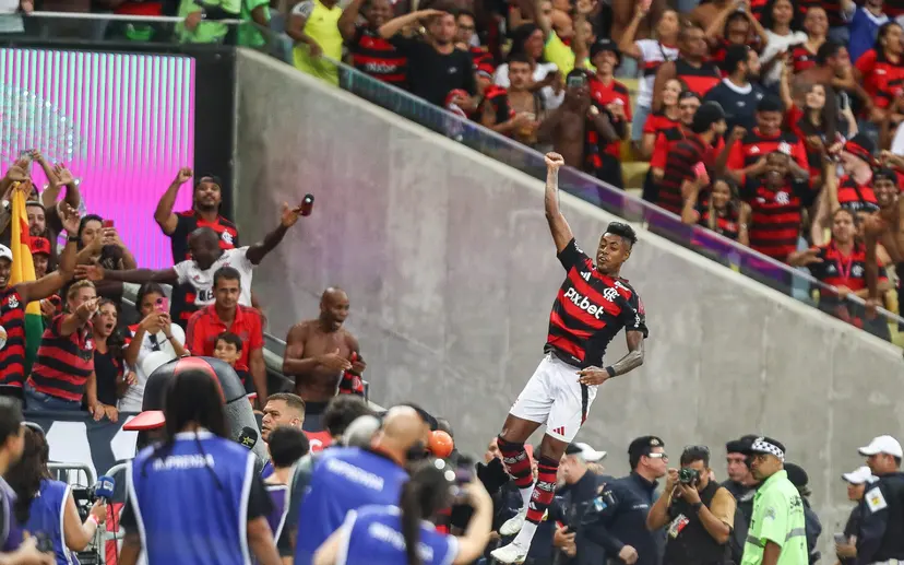 Flamengo vence Vasco e avança para a sétima final seguida do Carioca