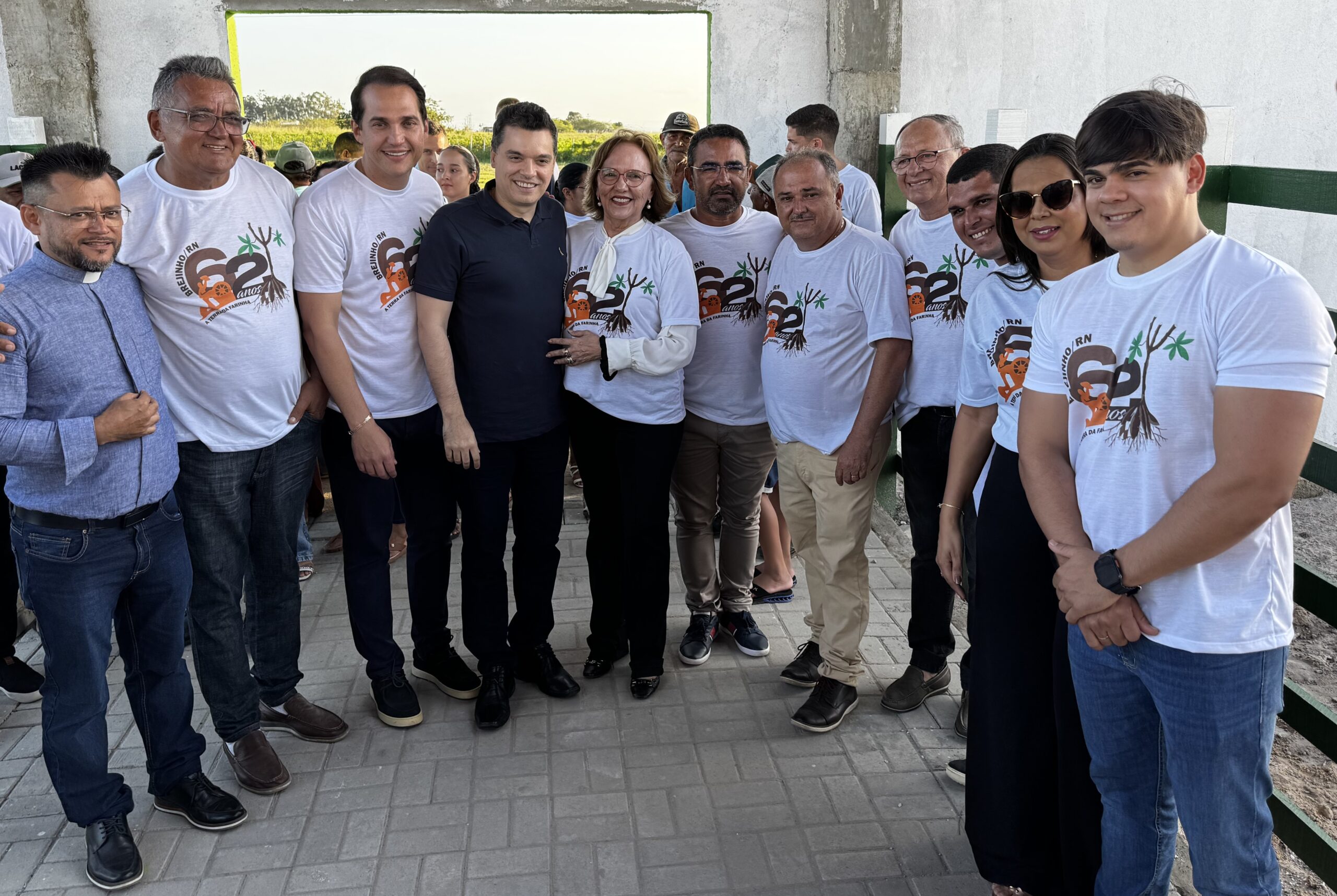 Walter Alves participa das comemorações dos 62 anos de Brejinho e inaugura Feira do Gado