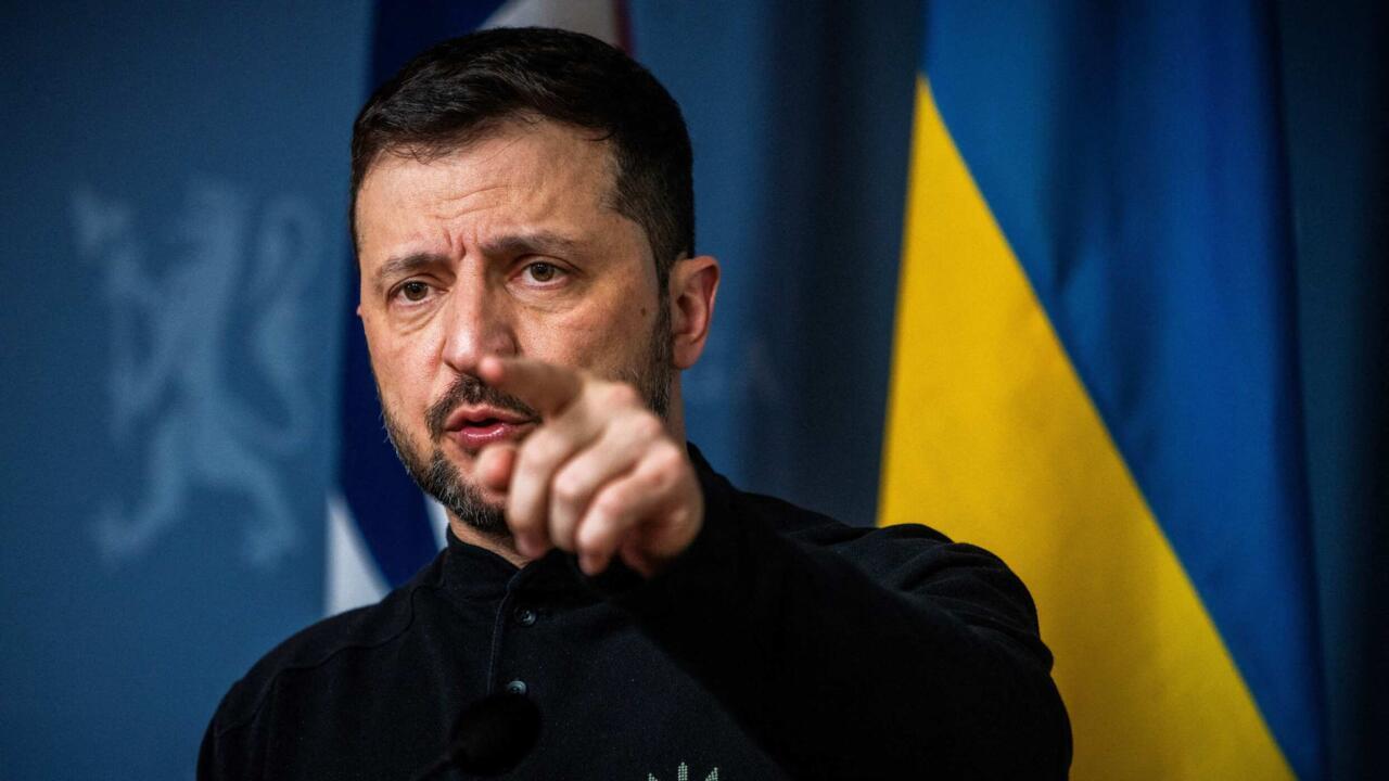 Zelensky prevê morte iminente de Putin e rejeita termos russos para paz