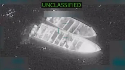 Ataques dos EUA contra barcos no Pacífico deixam 14 mortos, diz secretário de Defesa