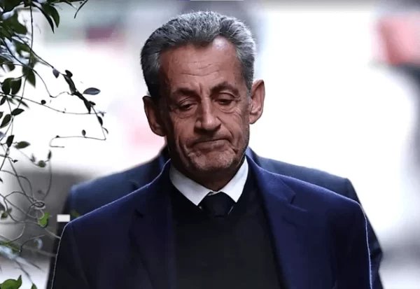 Detentos ameaçam ex-presidente Nicolas Sarkozy dentro de prisão na França