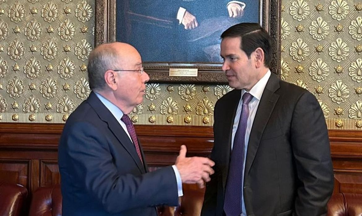 Brasil e EUA retomam diálogo direto sobre tarifas após reunião em Washington