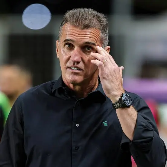 Vagner Mancini critica postura de ex-técnicos em evento da CBF e cita constrangimento com Ancelotti presente