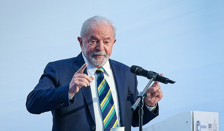 Lula retorna a Belém para tentar avançar acordos na fase final da COP30