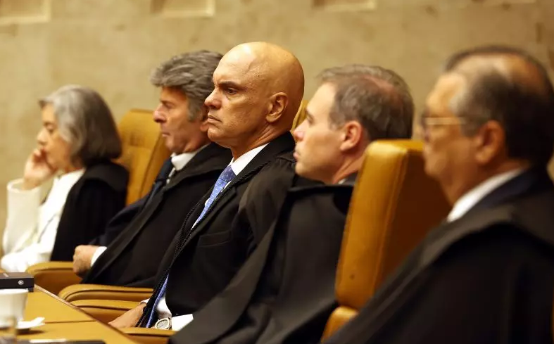 CCJ inclui novas regras para impeachment de ministros do STF na pauta desta quarta