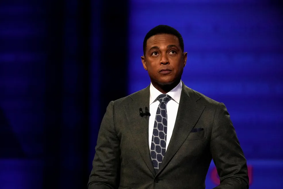 Ex-apresentador de TV é detido durante protesto contra política migratória em Minnesota