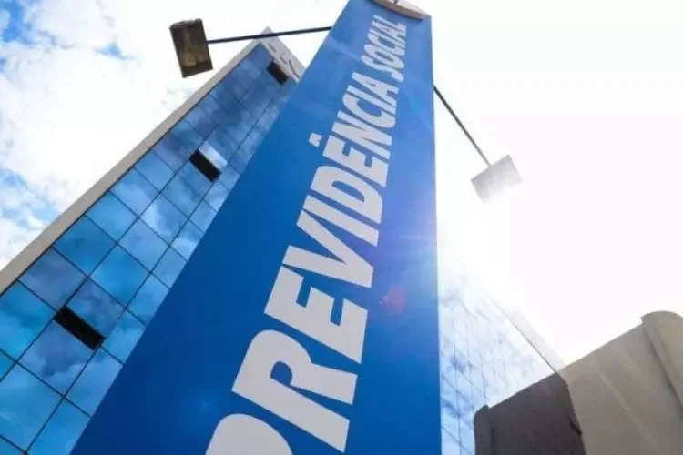 Teto do INSS é reajustado para R$ 8.475 após correção baseada no INPC