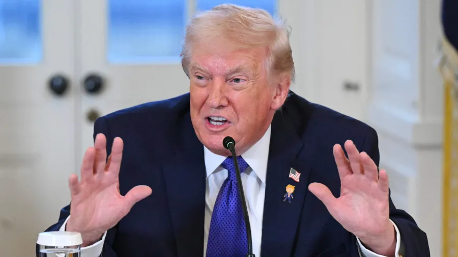 Brasil analisa efeitos de tarifa dos EUA sobre países com comércio com o Irã