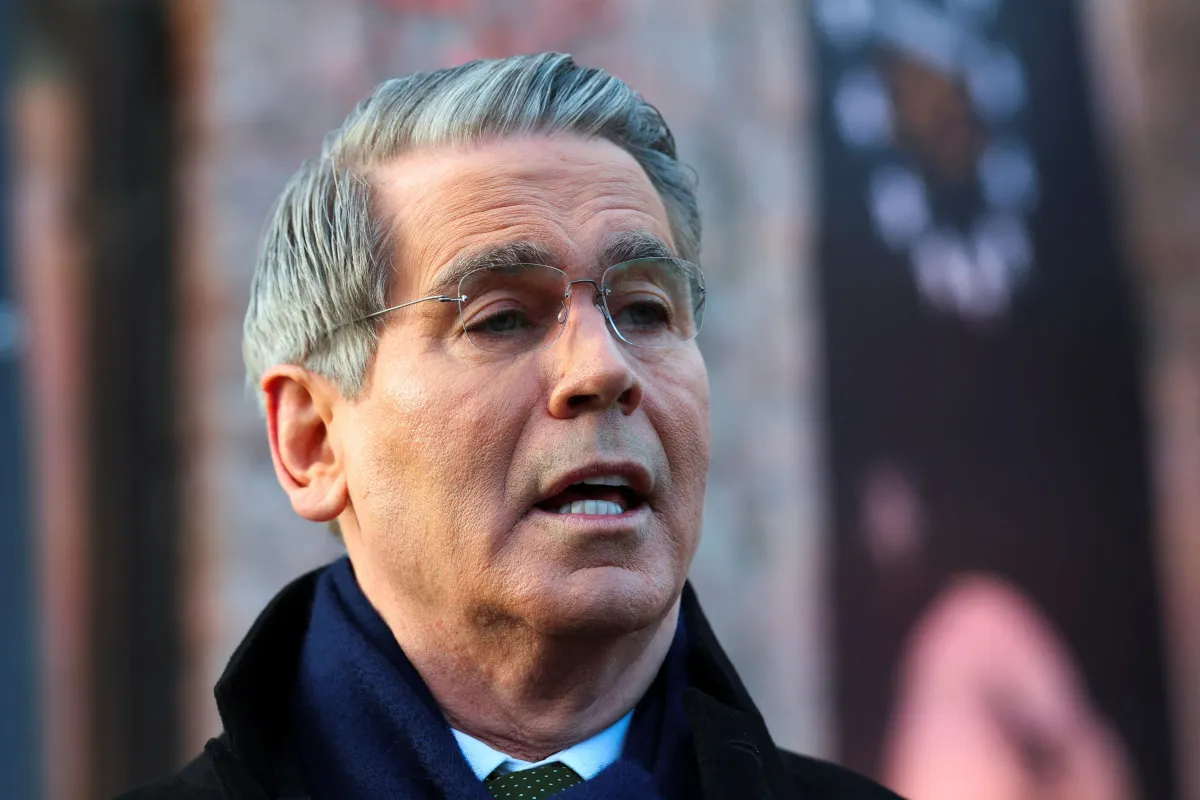 Secretário do Tesouro dos EUA alerta Europa contra retaliações em disputa sobre Groenlândia