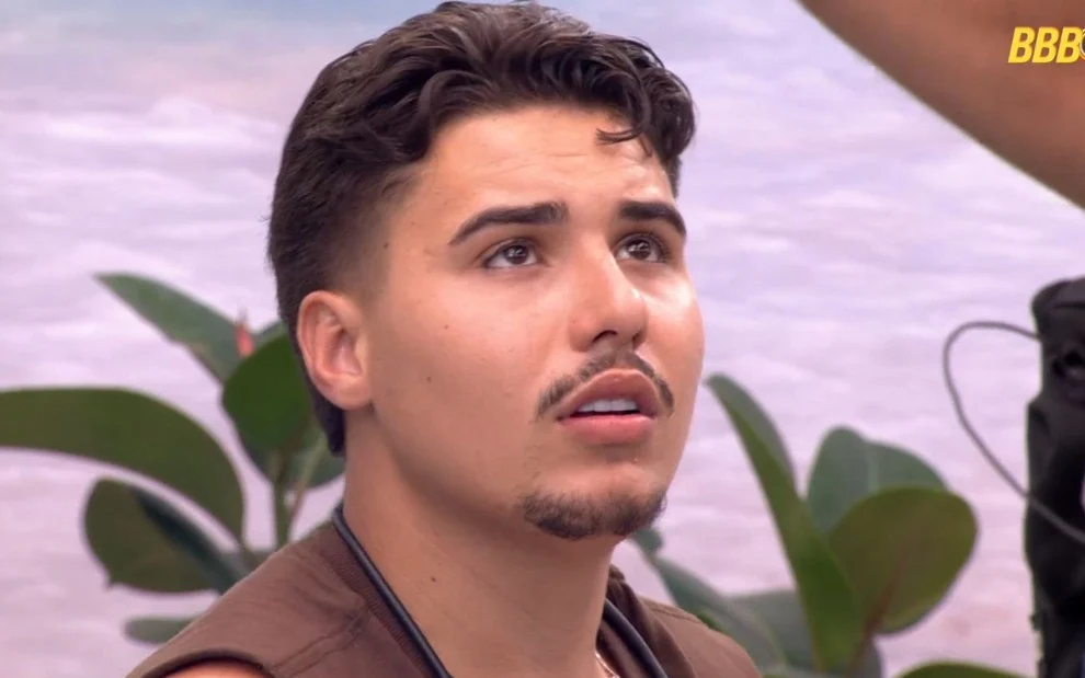 Acusado de assédio, participante do BBB 26 desiste do programa após denúncia