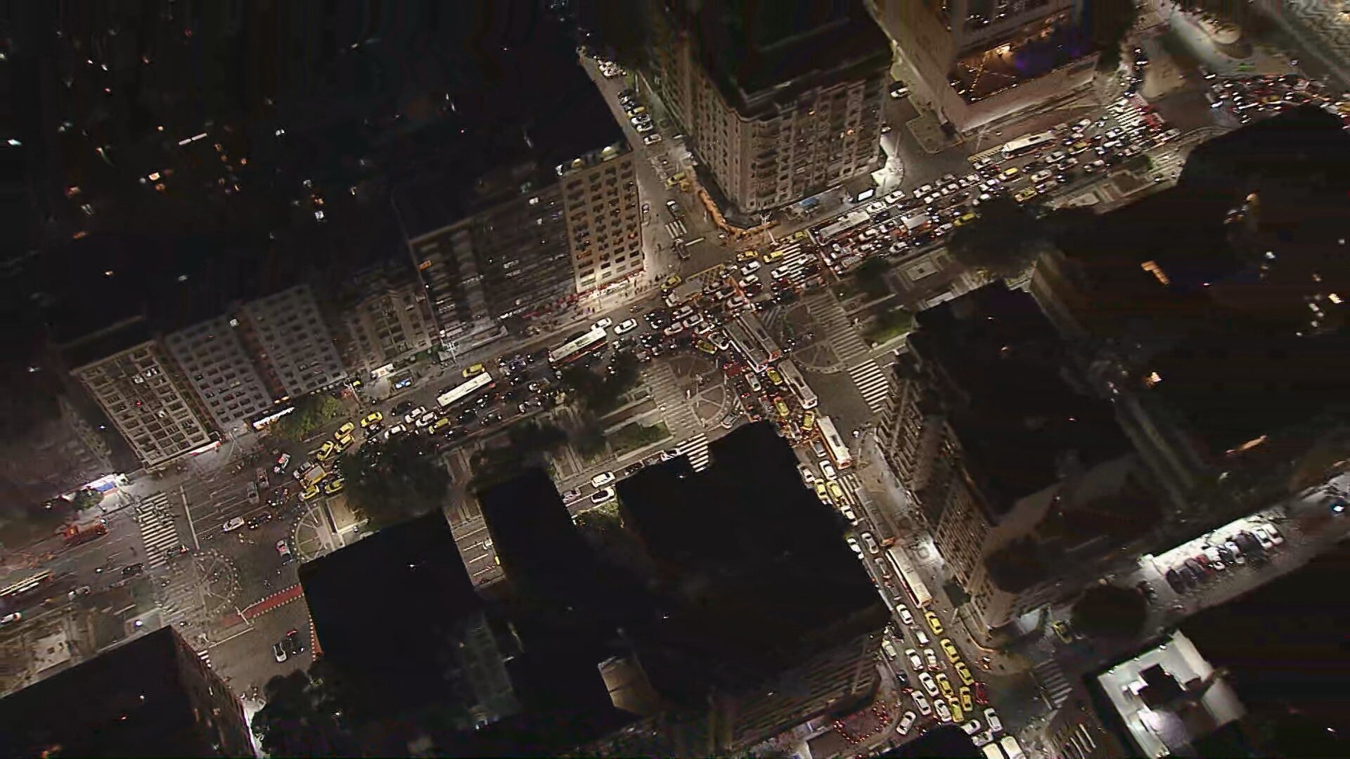 Falta de energia leva moradores do Leme a panelaço após mais de 30 horas sem luz