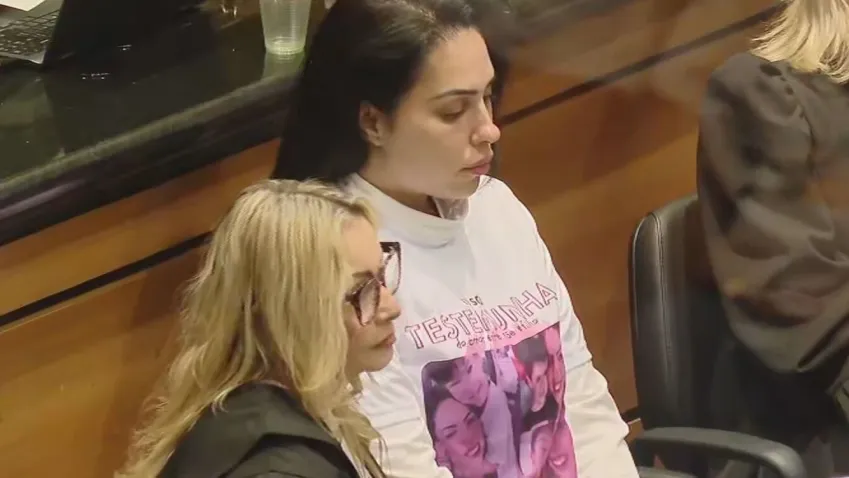 Justiça concede liberdade provisória à mãe de Henry após suspensão do júri