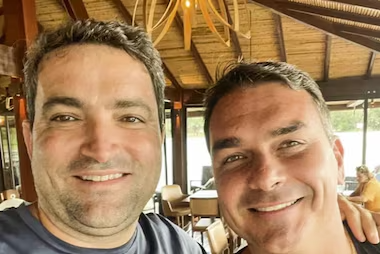 Amigo de Flávio Bolsonaro e alvo da PF movimentou R$ 13 bilhões em apostas na Blaze