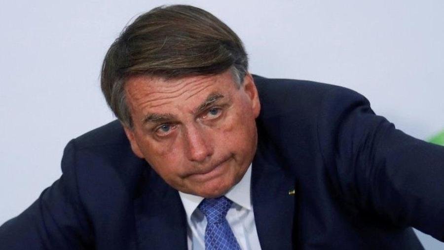Jair Bolsonaro tenta eleger três filhos, dois cunhados, irmão, atual e ex-mulher