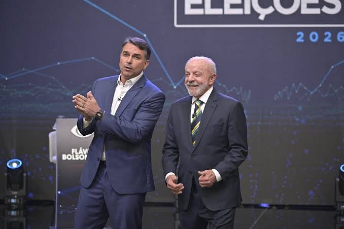 Pesquisa divulgada nesta segunda (19) pela BTG/Nexus aponta empate técnico entre Flávio Bolsonaro e Lula no segundo turno.