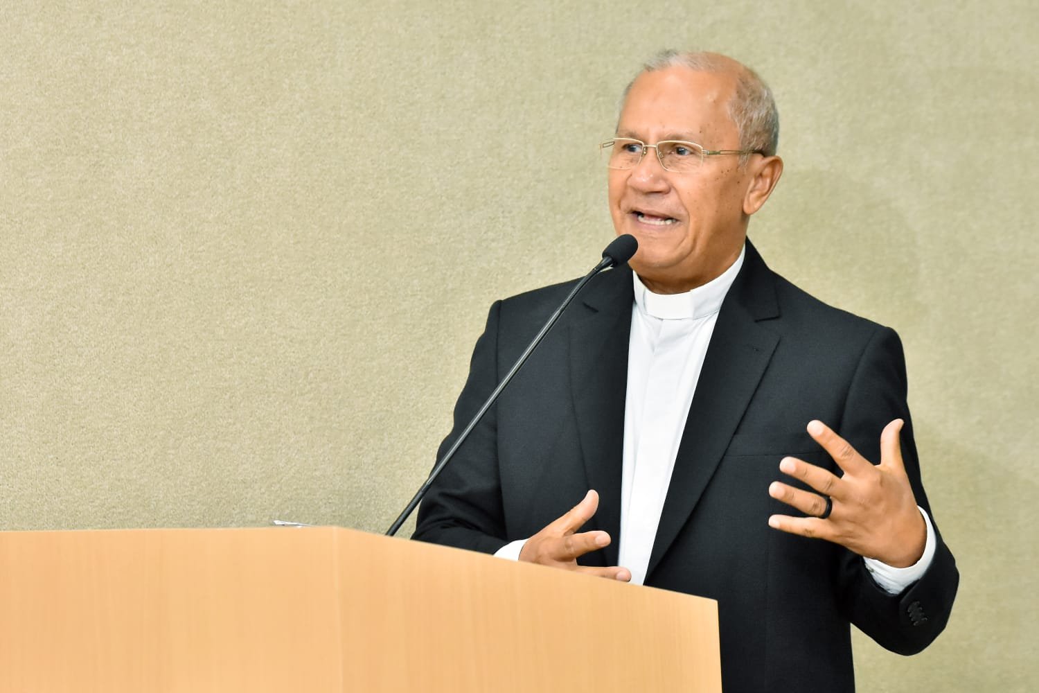 Morre aos 66 anos monsenhor Robério Camilo, referência na atuação social da Igreja no RN