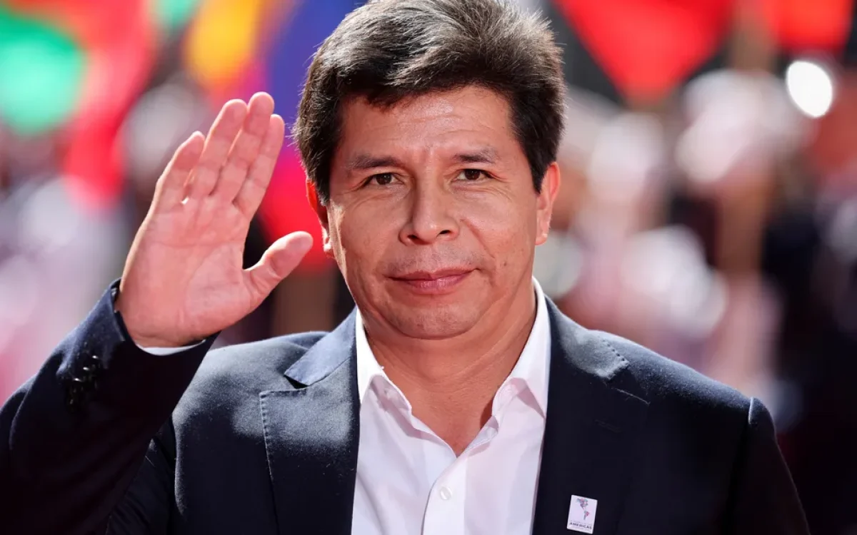 Castillo é sentenciado a 11 anos após tentar dissolver Parlamento peruano