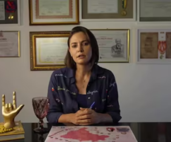 Michelle Bolsonaro expõe desentendimento com Flávio e diz ter sido humilhada pelo senador