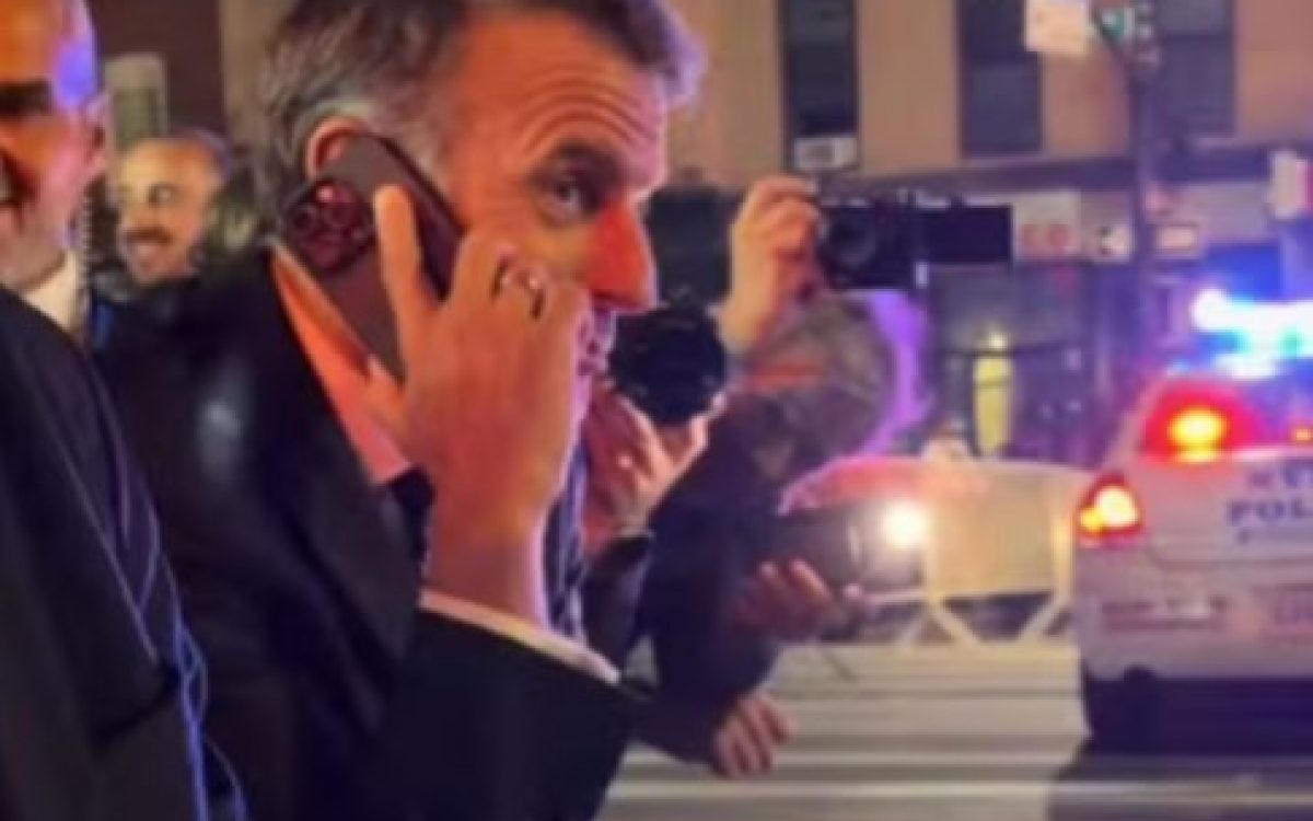Macron é impedido de passar em rua de Nova York e segue a pé após bloqueio para comitiva de Trump