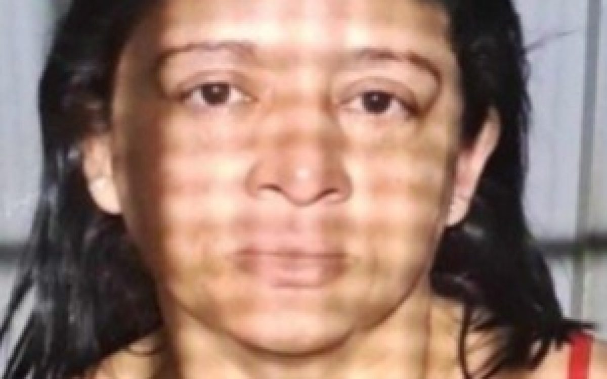 Mulher que matou enteada já era procurada por assassinar e queimar corpo do ex-companheiro