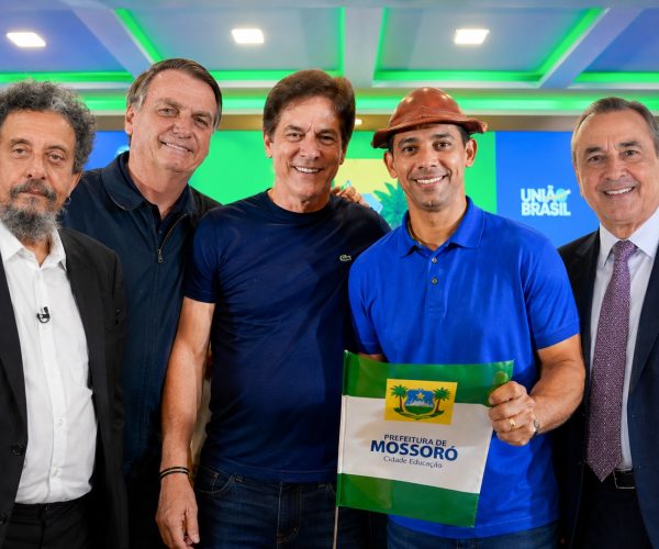 João Santana assume campanha de Allyson Bezerra alinhada a Bolsonaro no RN