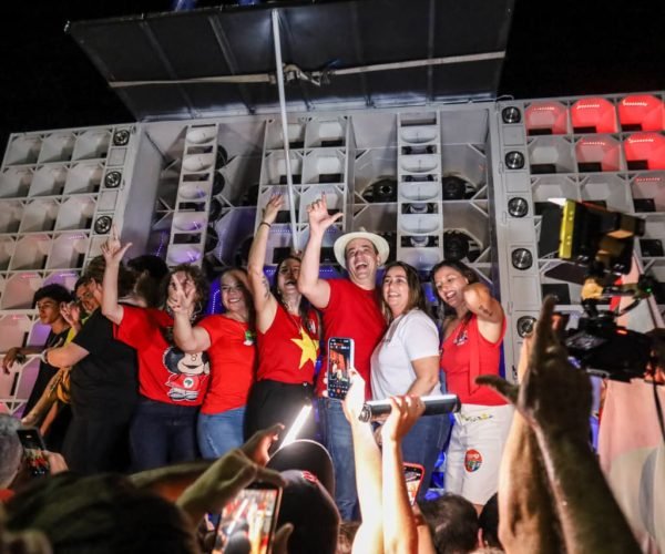 Prefeito Hélio do Povo, de Guamaré, declara apoio à candidatura de Cadu de Lula