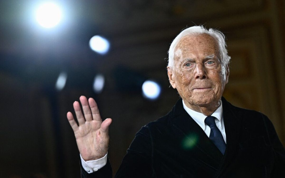 Morre Giorgio Armani, ícone da moda italiana, aos 91 anos