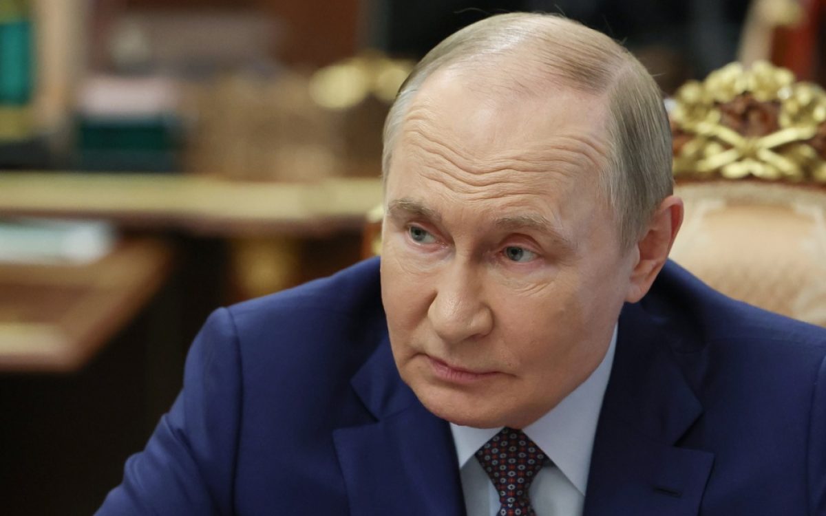 MOSCOW (Russian Federation), 12/08/2025.- Russian President Vladimir Putin chairs a meeting on economic issues at the Kremlin, in Moscow, Russia, 12 August 2025. (Rusia, Moscú) EFE/EPA/VYACHESLAV PROKOFYEV / SPUTNIK / KREMLIN POOL MANDATORY CREDIT