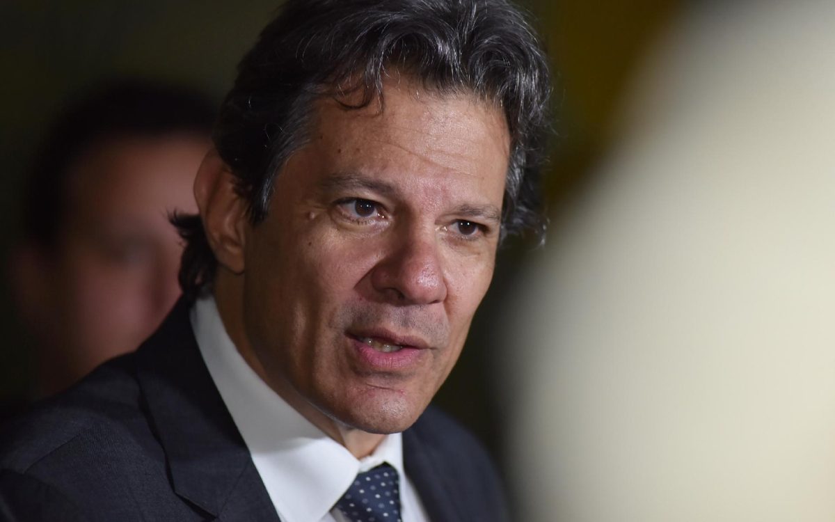 Haddad nega retaliação ao tarifaço dos EUA e promete plano de proteção à indústria
