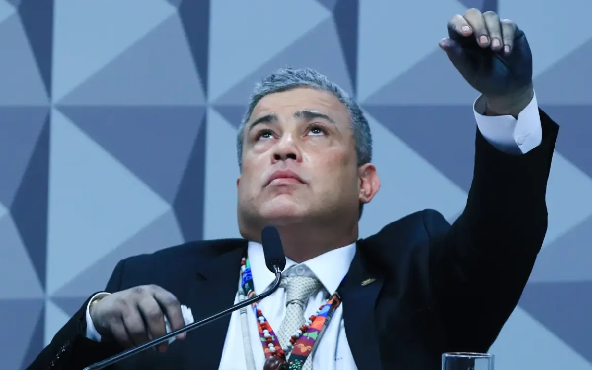 Presidente da Conafer é preso pela CPMI do INSS por falso testemunho