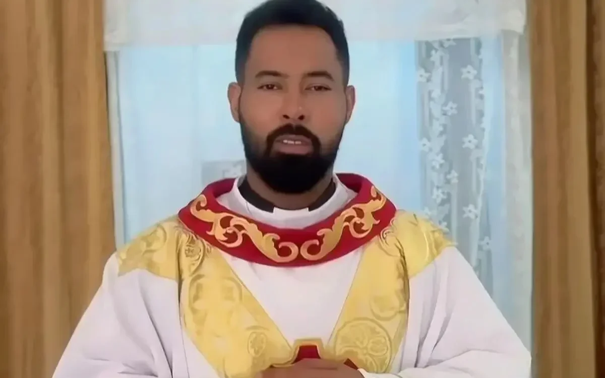 Padre é investigado após ser flagrado com noiva de fiel em casa paroquial no MT