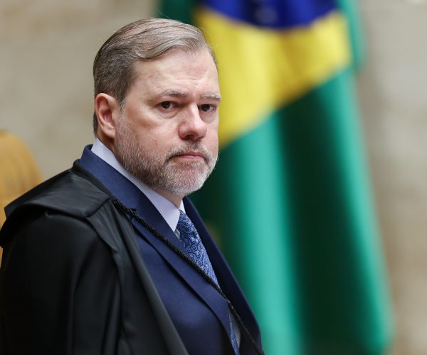 Toffoli se declara suspeito para analisar decisão sobre prisão de Daniel Vorcaro no STF